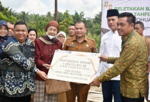 Sekda Resmikan Program Rumah Tempe dan Letakkan Batu Pertama Rumah Tahfidz Nur Amnah