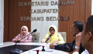 Bupati Sergai Minta Camat Tidak Hanya Bekerja di Belakang Meja