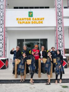 Kelurahan Sinaksak Raih Juara 1 Lomba Tari To Tor Simalungun Tingkat Remaja Kecamatan Tapian Dolok
