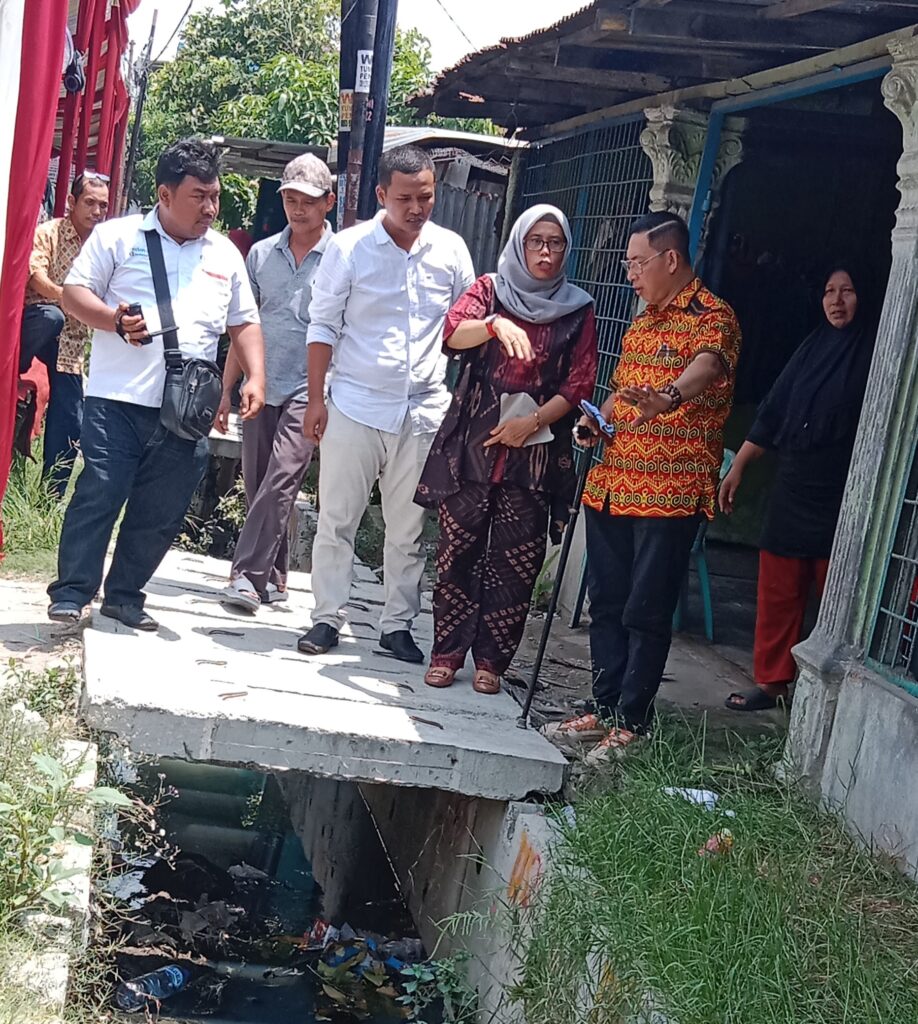 Lihat Hasil Proyek U-Ditch di Mangaan 1, Wong : Hp Kadis SDABMBK Tak Aktif