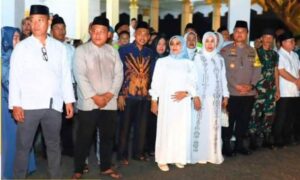 Plt. Bupati Labuhanbatu Lepas Peserta Pawai Takbiran Keliling Sambut Hari Raya Idul Fitri 1445 Hijriyah