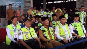 Ratusan Jamaah Calhaj Kabupaten Asahan Terlambat 3 Jam Diberangkatkan