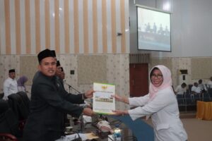 Pj. Sekda Terima Rekomendasi DPRD Atas LKPJ Bupati Sergai Tahun 2023