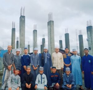 Nikson Nababan Bantu Pembangunan Masjid Dan Pondok Pesantren