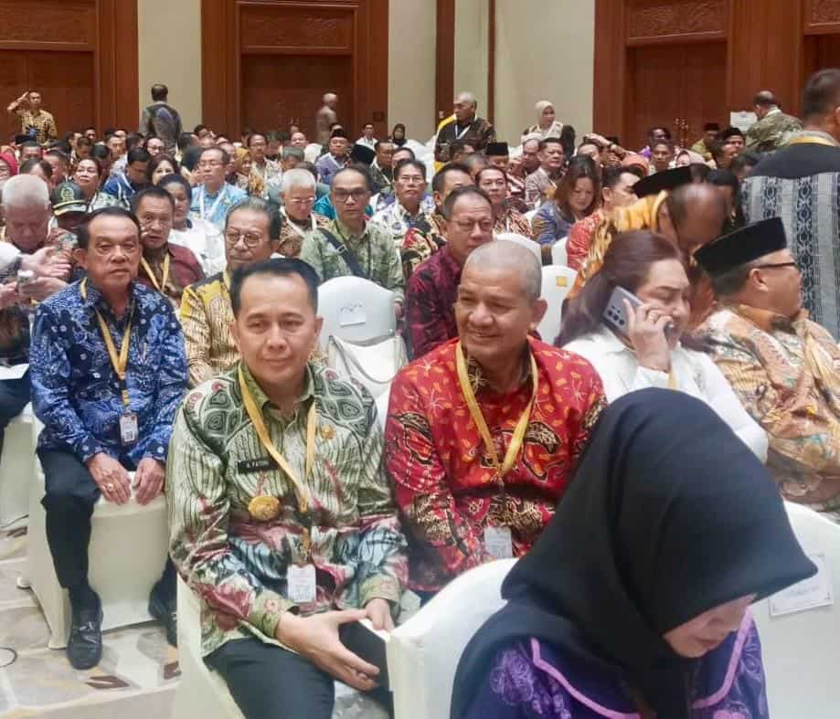 Foto : Ketua DPRD Sumut, Sutarto bersama Pj Gubernur Sumatera Utara, Agus Fatoni. (ist)