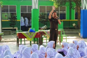 Sosialisasi Terkait Hukum, Jaksa Masuk Sekolah Di MTSN 2 Lubuk Pakam