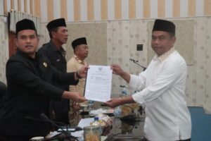 Bupati Sergai Sampaikan Nota Pengantar Ranperda Tahun 2024