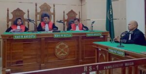 Mantan Kadiskes Alwi Mujahit Sakit, Sidang Korupsi APD Covid-19 Ditunda