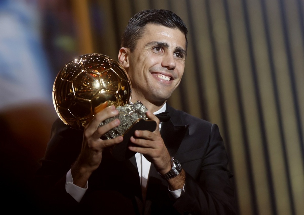 Gelandang Manchester City, Rodri menyebet gelar Pemain Terbaik di ajang perebutan Ballon d'Or 2024 kalahkan Vinicius Jr. (Ist)