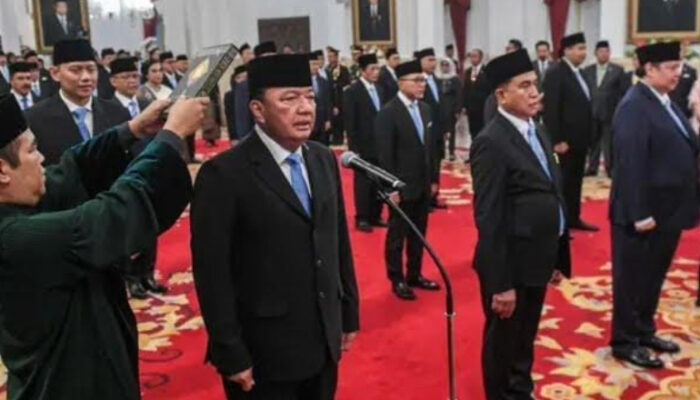 Prabowo Resmi Lantik Jajaran Menteri Kabinet Merah Putih