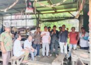 Usai Tinjau Banjir , Bupati Sergai Ngopi Bersama Belasan Nelayan Tanjung Beringin