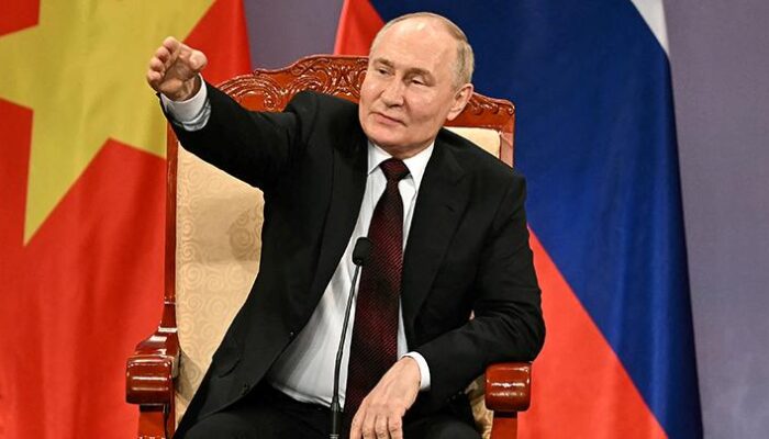 Putin Mengesahkan Doktrin Nuklir Baru