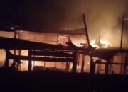 Api Menyala Tinggi, Semua Isi Rumah Hangus Terbakar