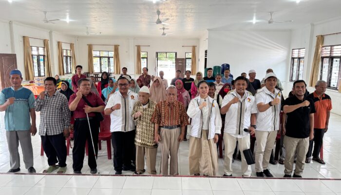 Arisan Tuna Netra Islam Sukses, Gerindra Sumut Berikan 8 Kipas Angin