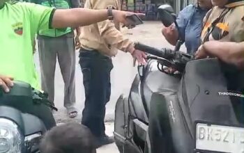 Gawat, Sepeda Motor NMAX Dirampas 4 OTK Dihadapan Polisi