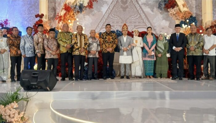 Gubsu Bobby dan Ny Kahiyang Disambut Akrab; Pesta Pernikahan Putri Bupati Batubara Jadi Ajang Kebersamaan