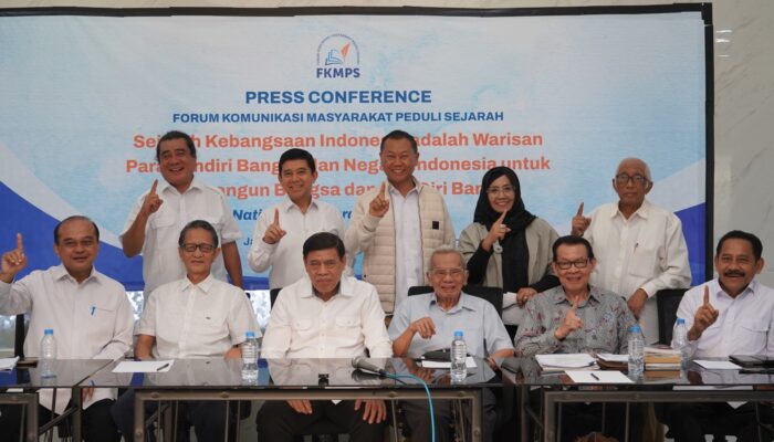 Waspadai Distorsi Sejarah Baru