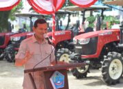 Distribusi Alsintan di Aceh: Wagub Fadhlullah Tekankan Pengawasan dan Koperasi Petani