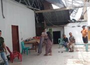 Angin Putting Beliung Mampir Disamping Rumah Dinas Wakil Bupati Sergai, Bupati LIRA Sergai Beri Bantuan