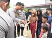 Kapolres Aceh Timur Salurkan Makanan Bergizi Gratis (MBG) untuk Korban Banjir di Julok