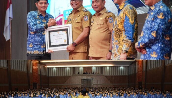 Secara Simbolis, Bupati Deli Serdang Serahkan SK Pengangkatan 4.018 Non ASN Menjadi PPPK Paruh Waktu