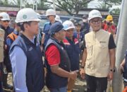 Dirut PTPN IV dan Direktur HK PTPN I Dampingi COO Danantara Tinjau Pembangunan Huntara di Aceh