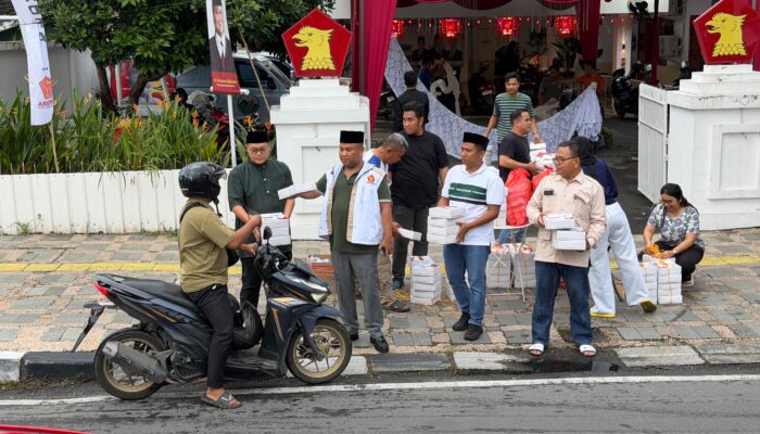 Gerindra Sumut Bagikan 1000 Takjil-Nasi Kotak Setiap Hari Selama Ramadan