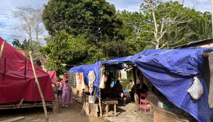 Jelang Hari Raya Idul Fitri, Korban Banjir Desa Buket Kareung Masih Bertahan di Tenda Darurat