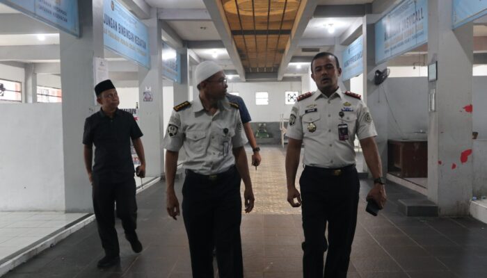 Hari Kedua Layanan Kunjungan Lebaran,Antusiasme Pengunjung Masih Tinggi, Rutan Tangerang Pastikan Layanan Tetap Aman