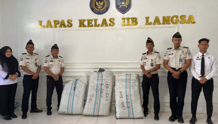 Lapas Langsa Yang Menyalurkan Paket Jilbab Dari Pak Menteri Imipas.