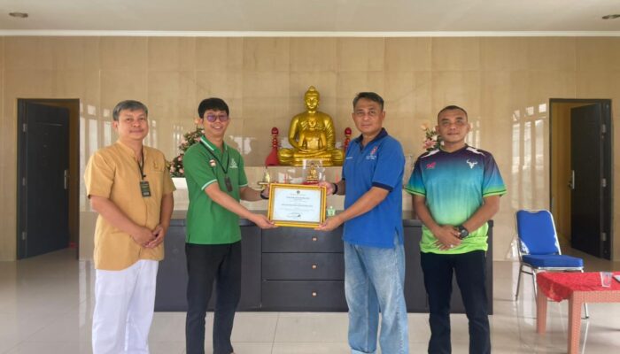 Penyerahan Penghargaan Ditjenpas kepada Mitra Pembinaan Rohani di Rutan Kelas I Tangerang