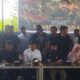 Gelar Konferensi Pers ,Iskandar Usman Al’farlky Tegas: “Ini Fitnah, Saya akan Tempuh Jalur Hukum!”
