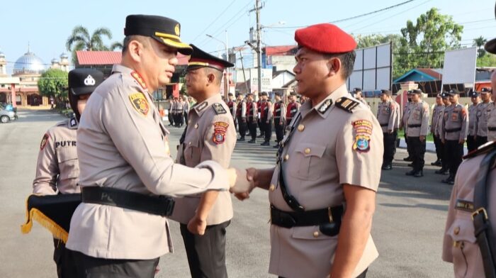 Kombes Pol Hendria Lesmana, S.I.K., M.Si,  Pimpin Sertijab Kasat Tahti, Kapolsek Biru-Biru dan Kapolsek Pantai Labu