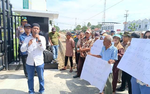 Petani Plasma Kelompok 80 Minta Kajari Sergai Periksa Dokumen Tanah Penggarap di Lahan Eks HGU PT DMK