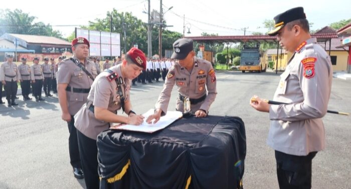 Kapolresta Deli Serdang Pimpin Sertijab Kasat Reskrim dan Dua Kapolsek Jajaran