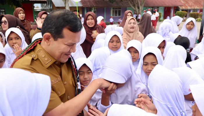 Wagub Aceh Lepas 4 Pelajar Penerima Beasiswa ke Tiongkok, Disiapkan Jadi Penggerak Hilirisasi