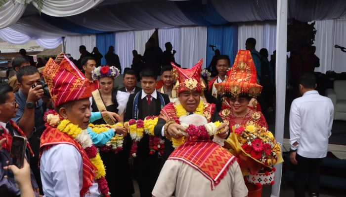 Festival Bunga dan Buah Karo 2026 Resmi Dibuka, Ribuan Pengunjung Padati Berastagi