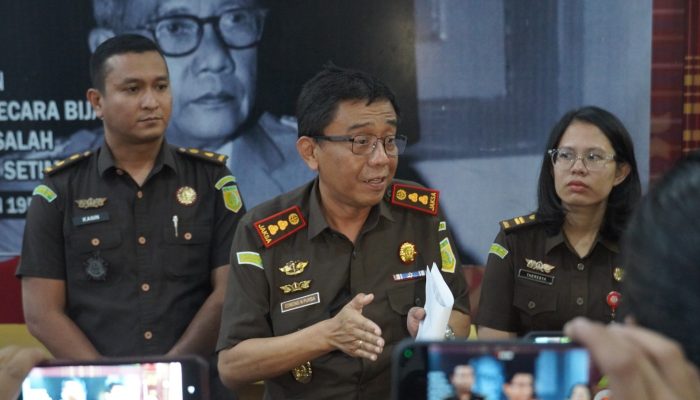 Tersangka Penebangan Kayu Tanpa Izin di Siosar Serahkan Diri ke Kejaksaan Negeri Karo