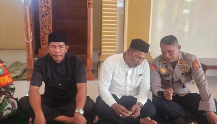 Pang Ateng Hadiri Maulid Bersama Puluhan Anak Yatim-piatu Didesa Keude Birem Bayeun.