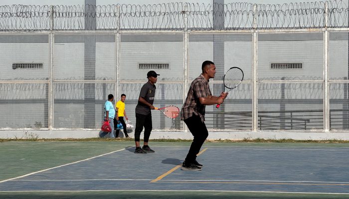 Lapas Lhokseumawe Gelar Olahraga Santai Tenis Lapangan, Tingkatkan Kebugaran dan Kekompakan Pegawai