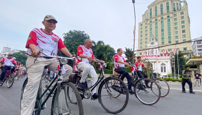 Pj Sekdaprovsu Ajak Masyarakat Isi Kemerdekaan dengan Prestasi, Karya, dan Persatuan, Semarak HUT RI Digelar DHD 45 Sumut