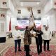 Ketua Umum SMSI Kukuhkan Pokja News Room Jaga Desa Sumut