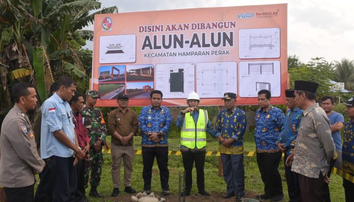 Warga Sambut Antusias Pembangunan Alun-Alun Hamparan Perak