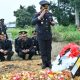 Beri Penghormatan Terakhir, Kapolres Aceh Timur Pimpin Upacara Pemakaman Aiptu Miko Fernandez